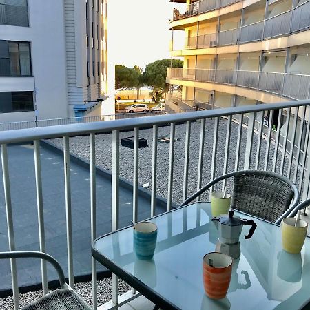 PALMERAS - Apartamento en el centro de Roses - cerca de la playa - terraza - wifi Exterior foto