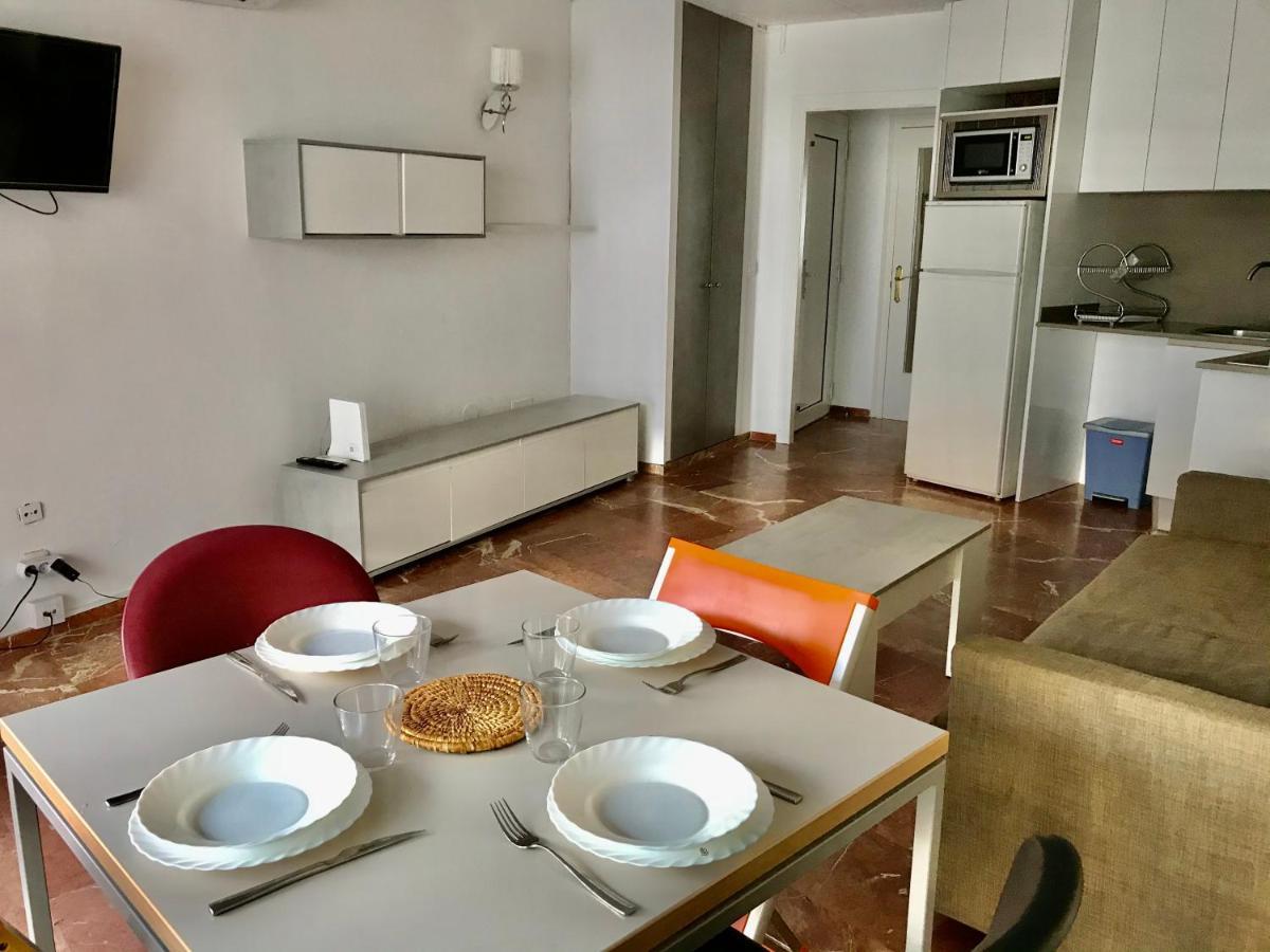 PALMERAS - Apartamento en el centro de Roses - cerca de la playa - terraza - wifi Exterior foto